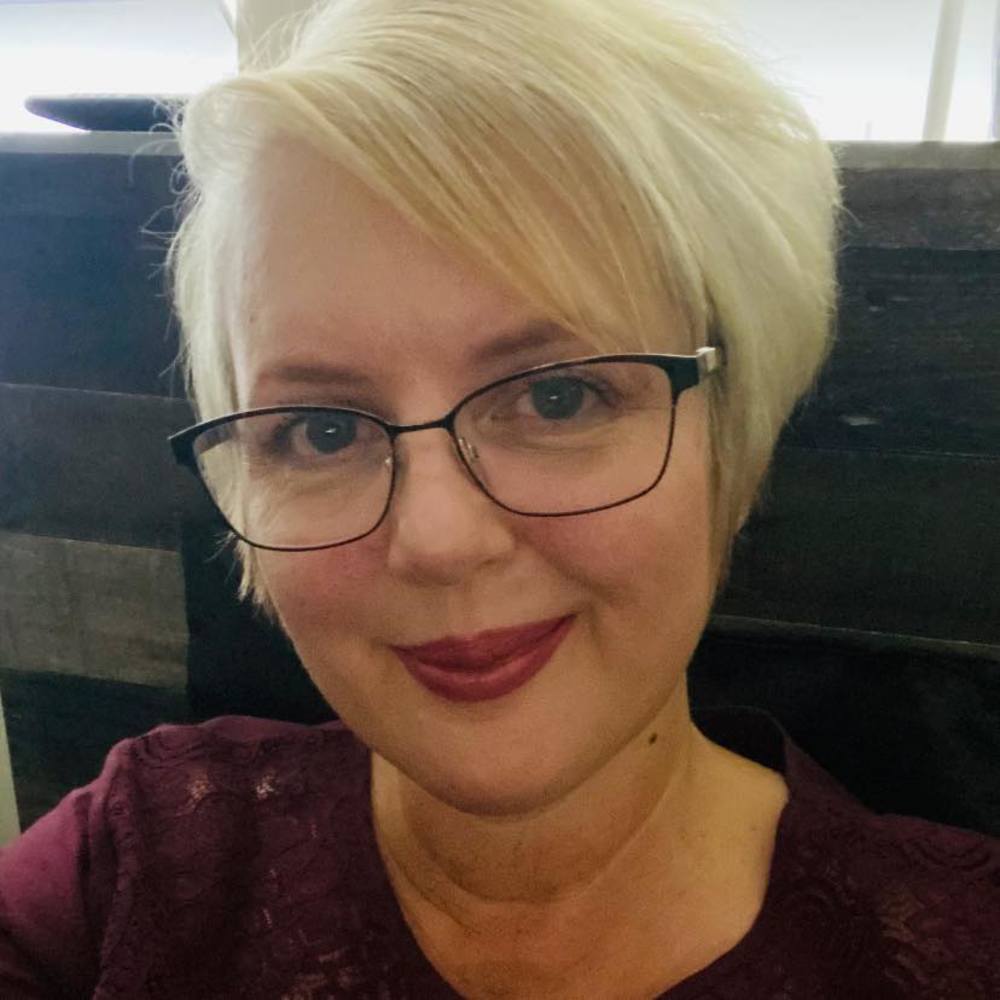 Meet your Posher, Diana